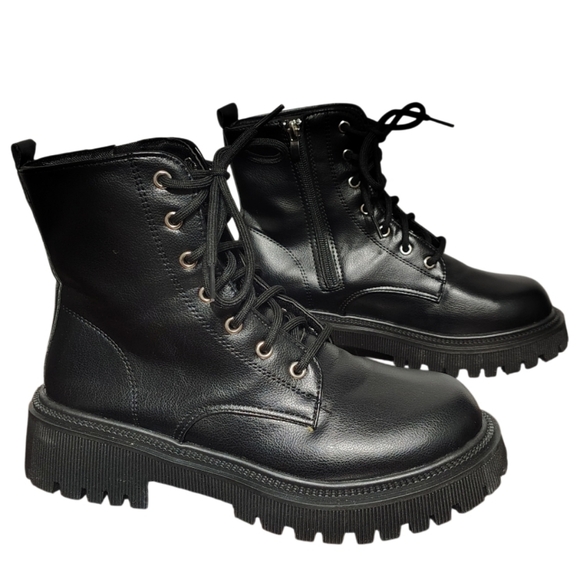 Women's Chunky Platform Combat Boots Size 40=8 Black Boots - Picture 7 of 9